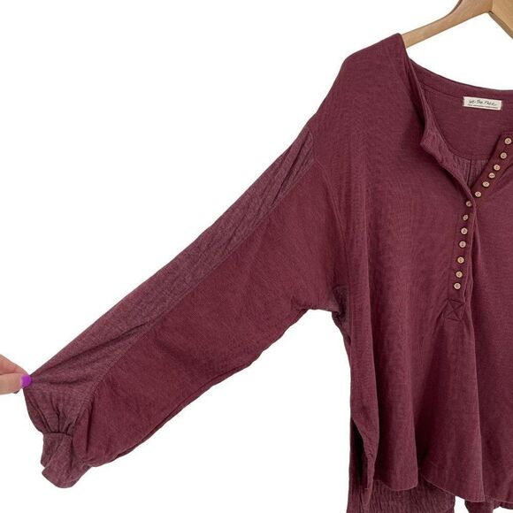 We The Free Back At It Henley Top Long Sleeves Oversized Slouchy Burgundy Small - Picture 3 of 12